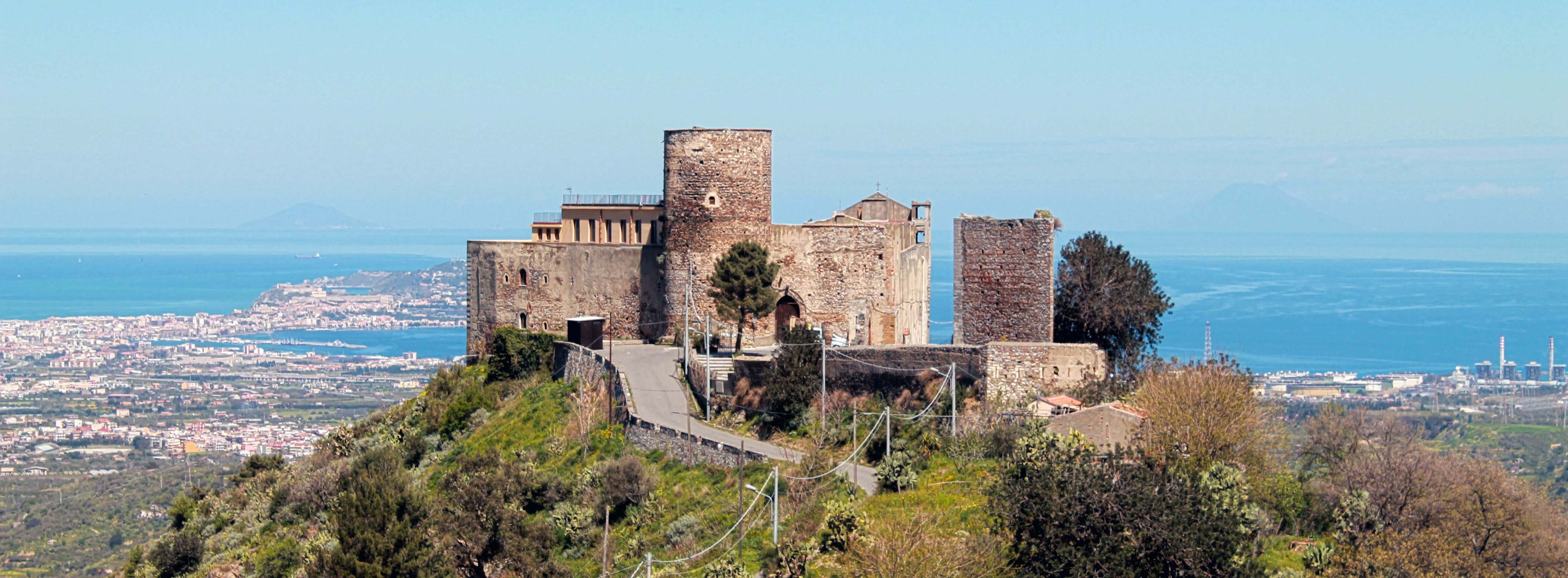 Santa Lucia del Mela Guide Turistiche Eolie Messina Taormina