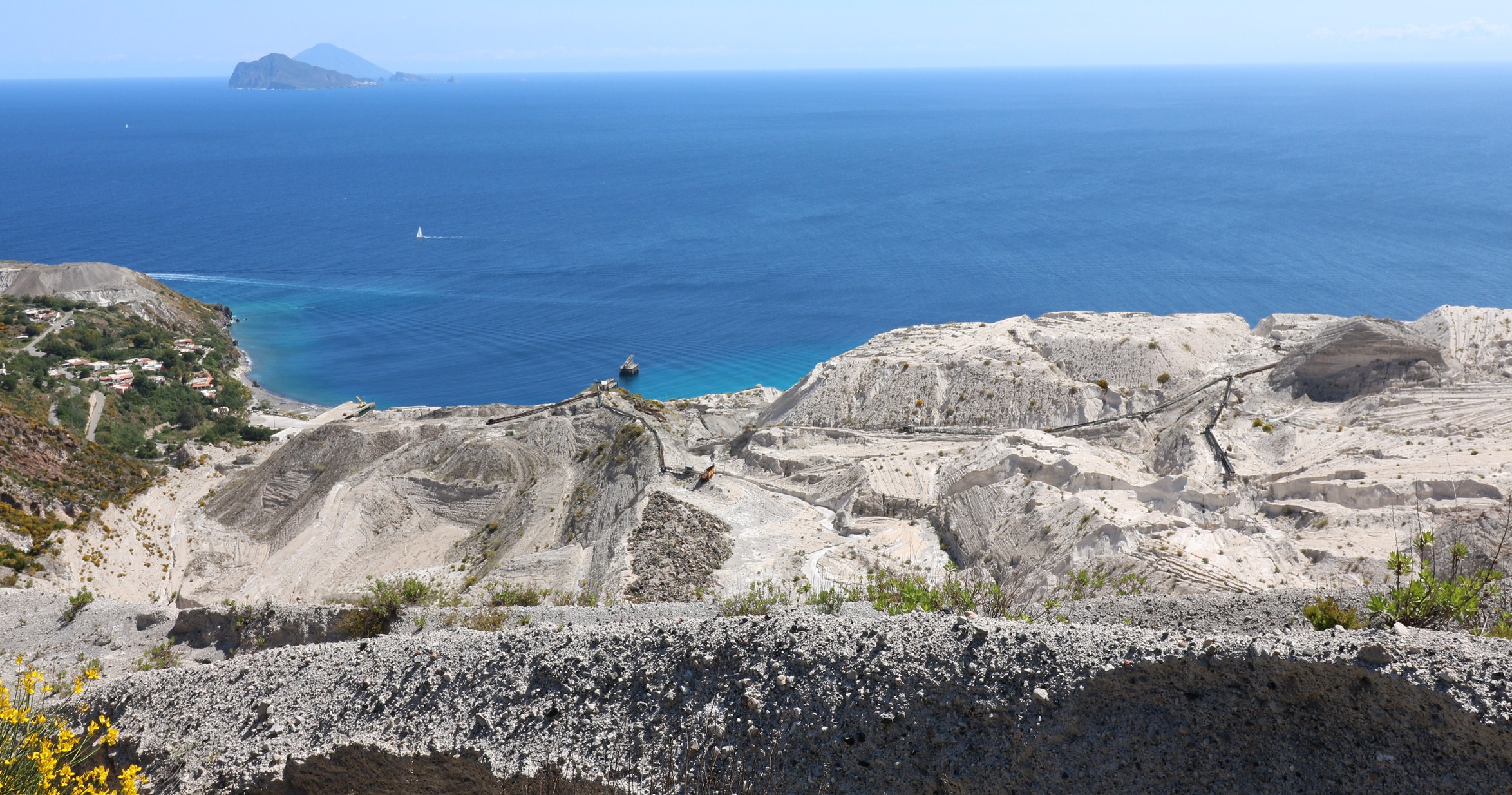 Mineral resources on the Aeolian islands in ancient times